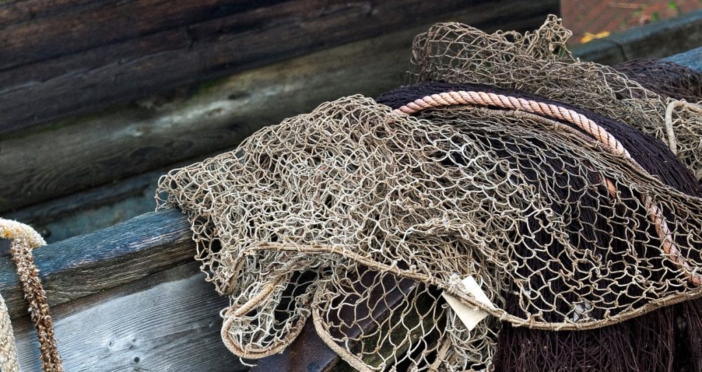 fish nets, to follow Christ, leave your nets